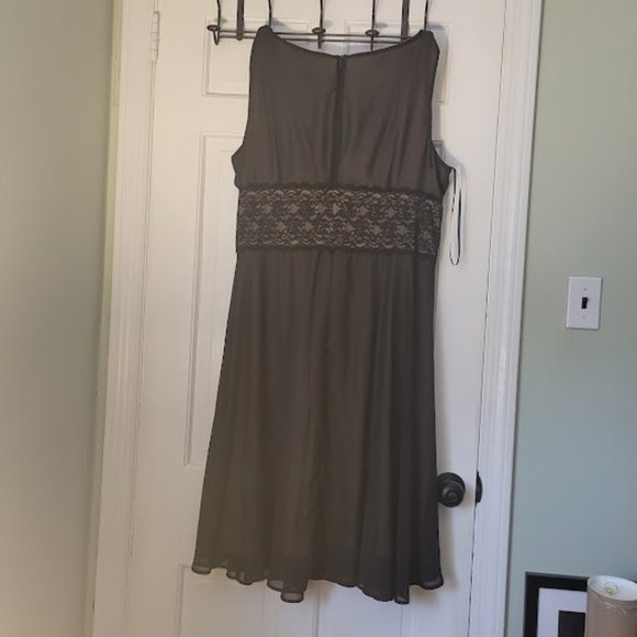 Black Dress - Connected Woman 22W - Picture 4 of 6